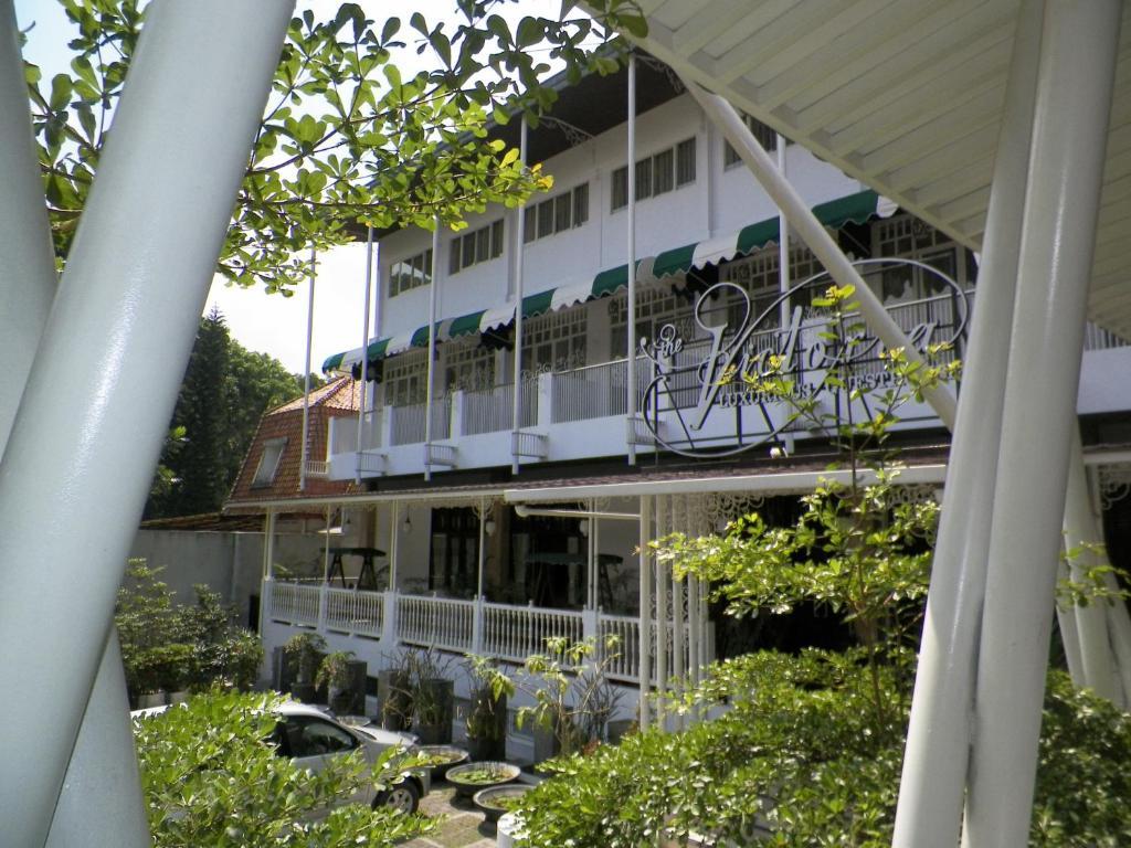 The Victoria Guesthouse Bandung Exterior foto